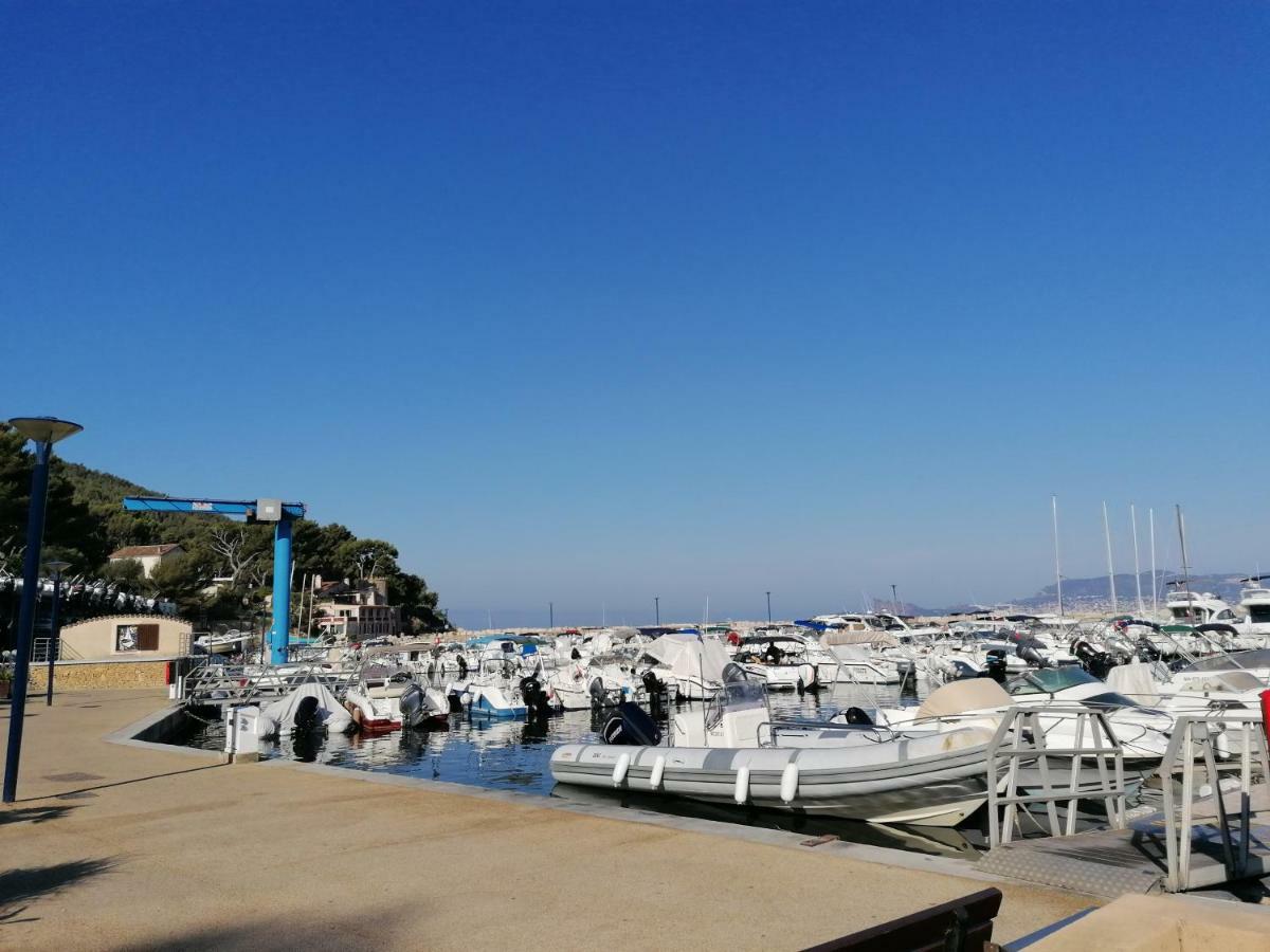 Studio en bord de mer Saint-Cyr-sur-Mer Eksteriør bilde